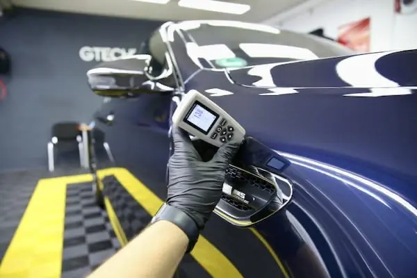 Lacktiefenmessgerät